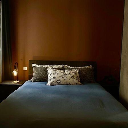 Airport Accommodation Bedroom With Your Own Private Bathroom Self Check In And Self Check Out Air-Condition Included Mqabba Exteriör bild